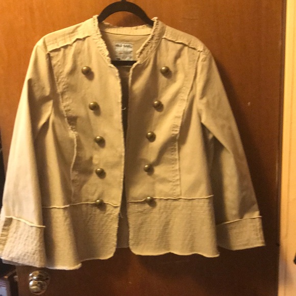 Jacket - Picture 1 of 3